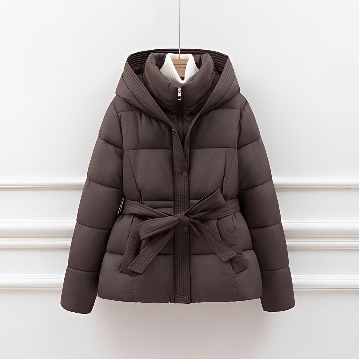 Jackalyn - Comfortable jacket with hood and belt