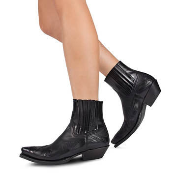 Geraldine - Stylish vintage boots