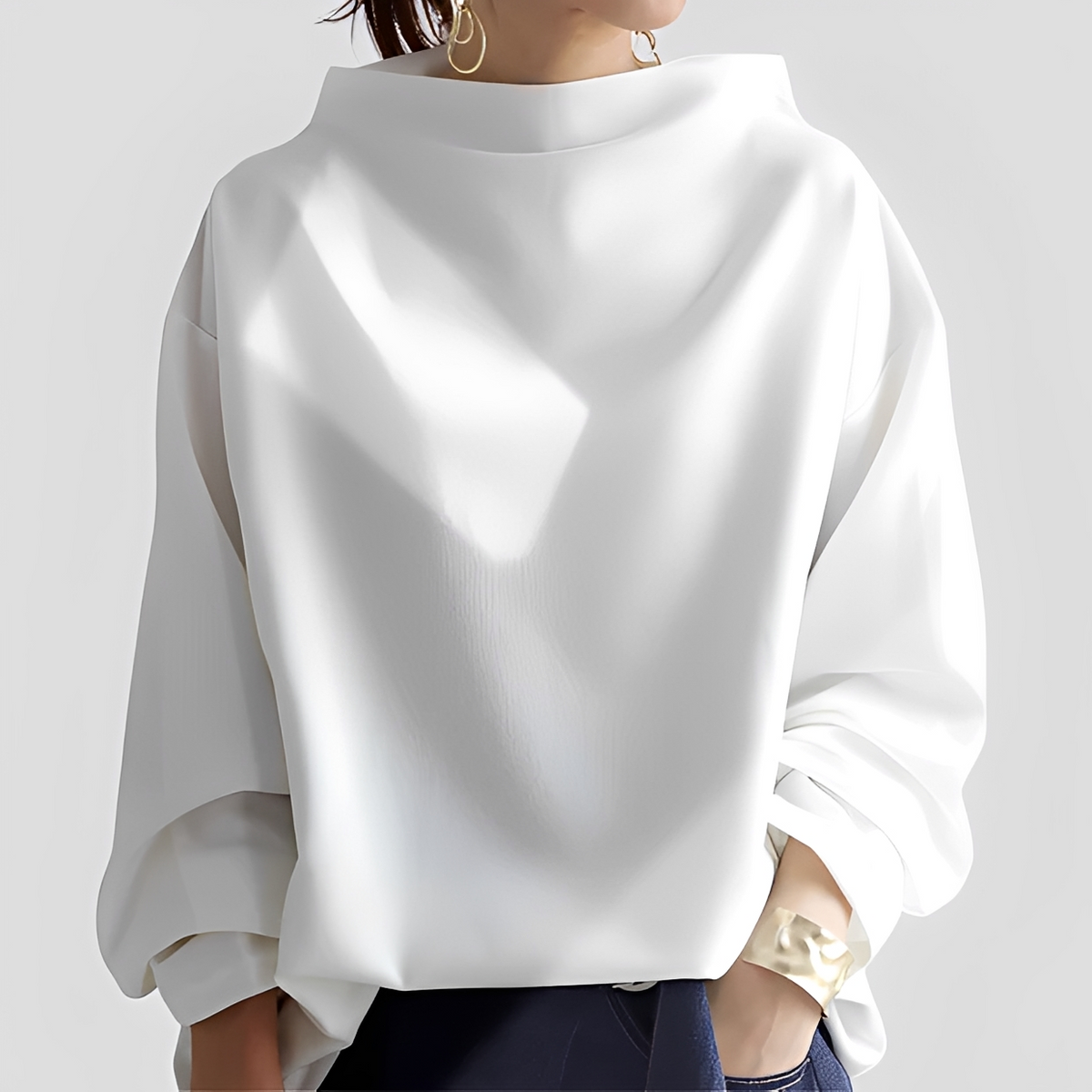 Romayne - Stylish and sophisticated turtleneck sweater
