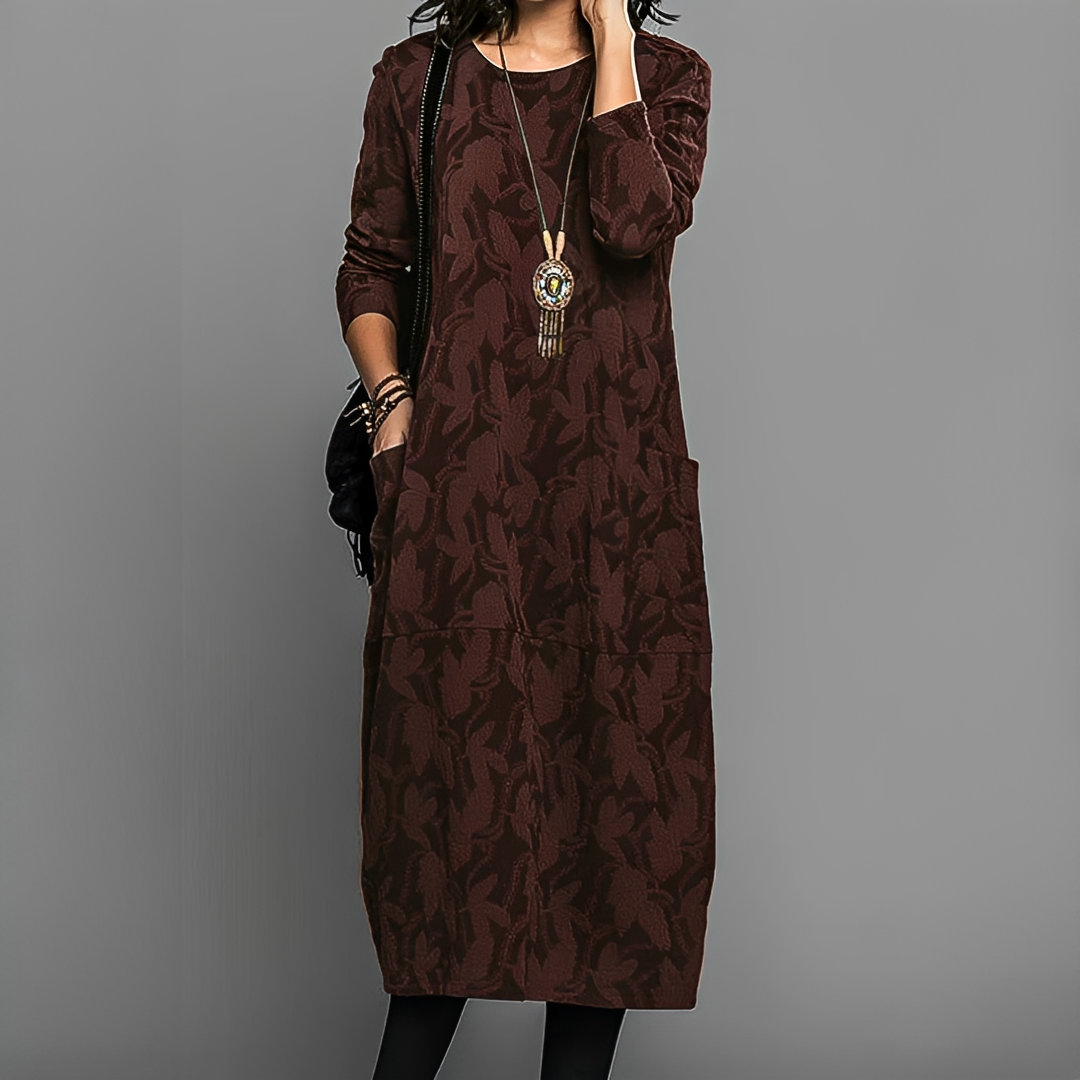 Alisha - Chic and fashionable long-sleeve dress