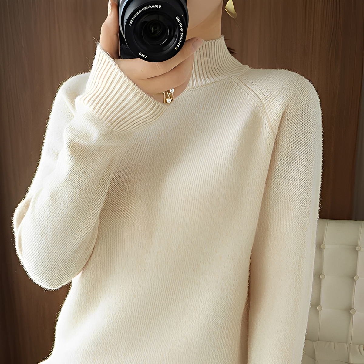 Hannie - Stylish and snug turtleneck sweater