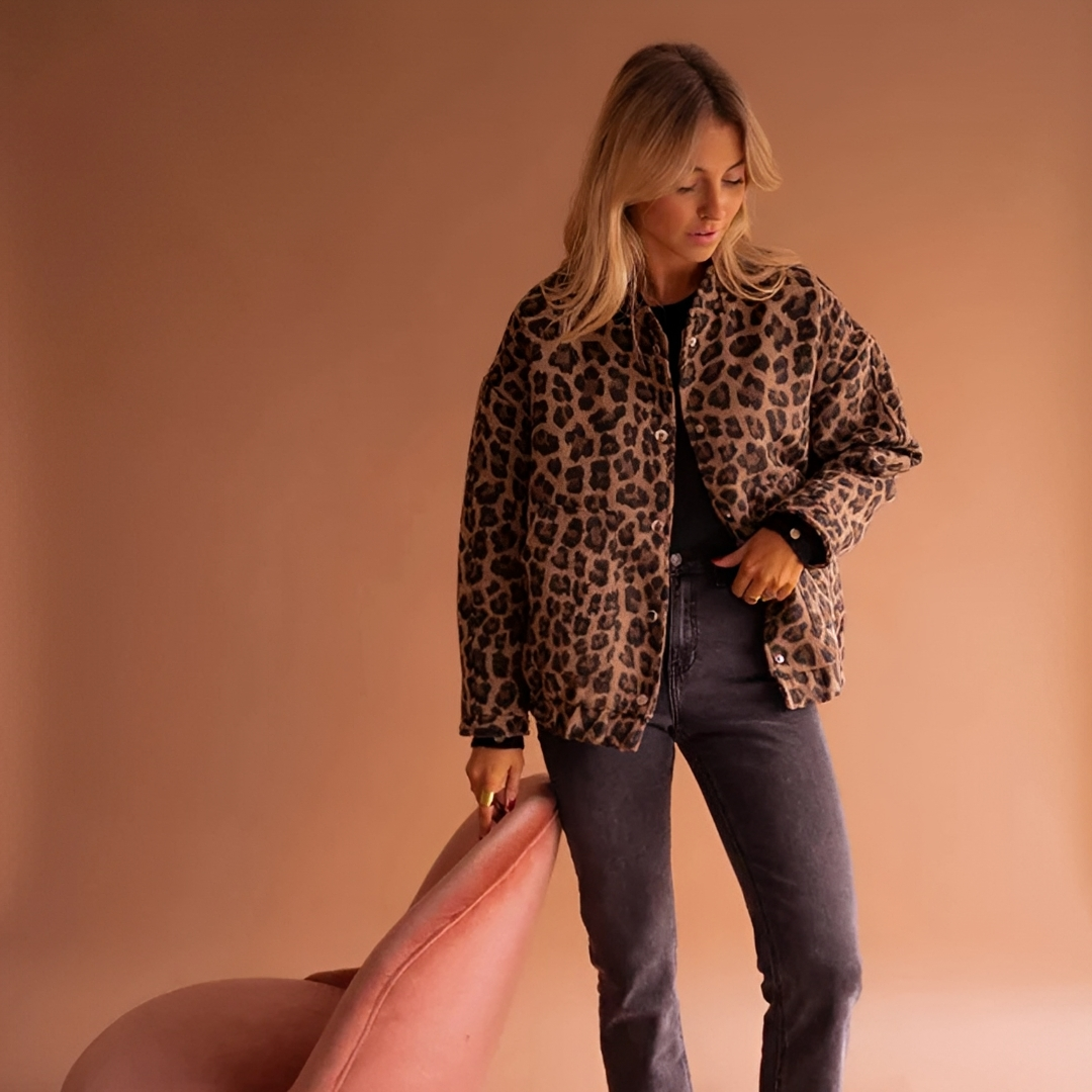 Khemberly - Stylish and cozy jacket