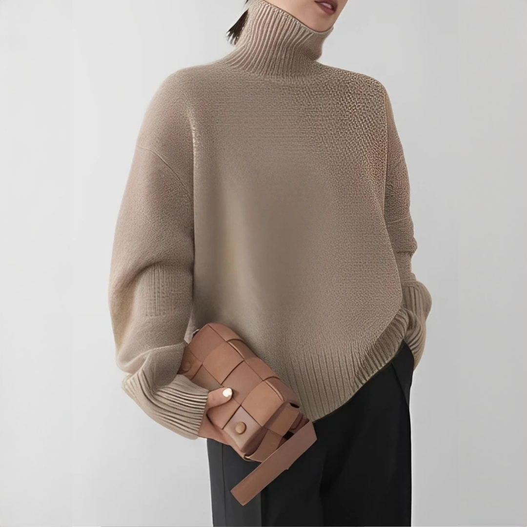 Yvonie - Soft and cozy turtleneck sweater