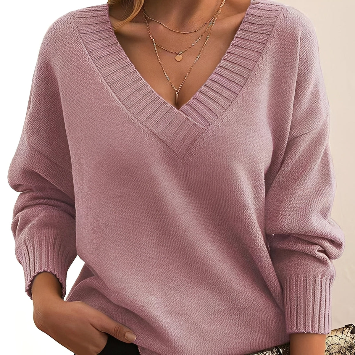 Mollie - Cozy and stylish sweater with V-neck