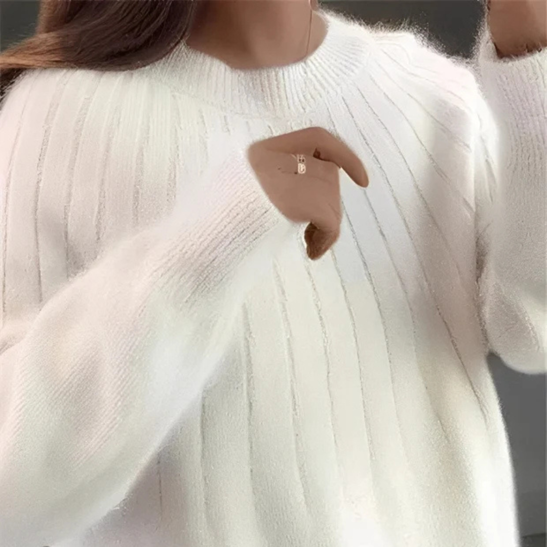 Kylenne - Cozy and comfy sweater