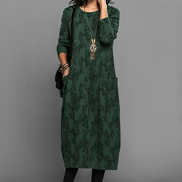 Alisha - Chic and fashionable long-sleeve dress