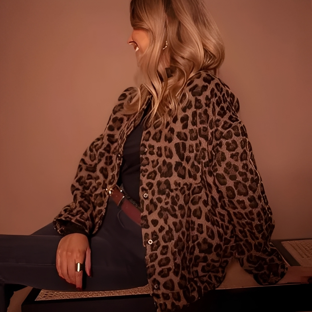 Khemberly - Stylish and cozy jacket