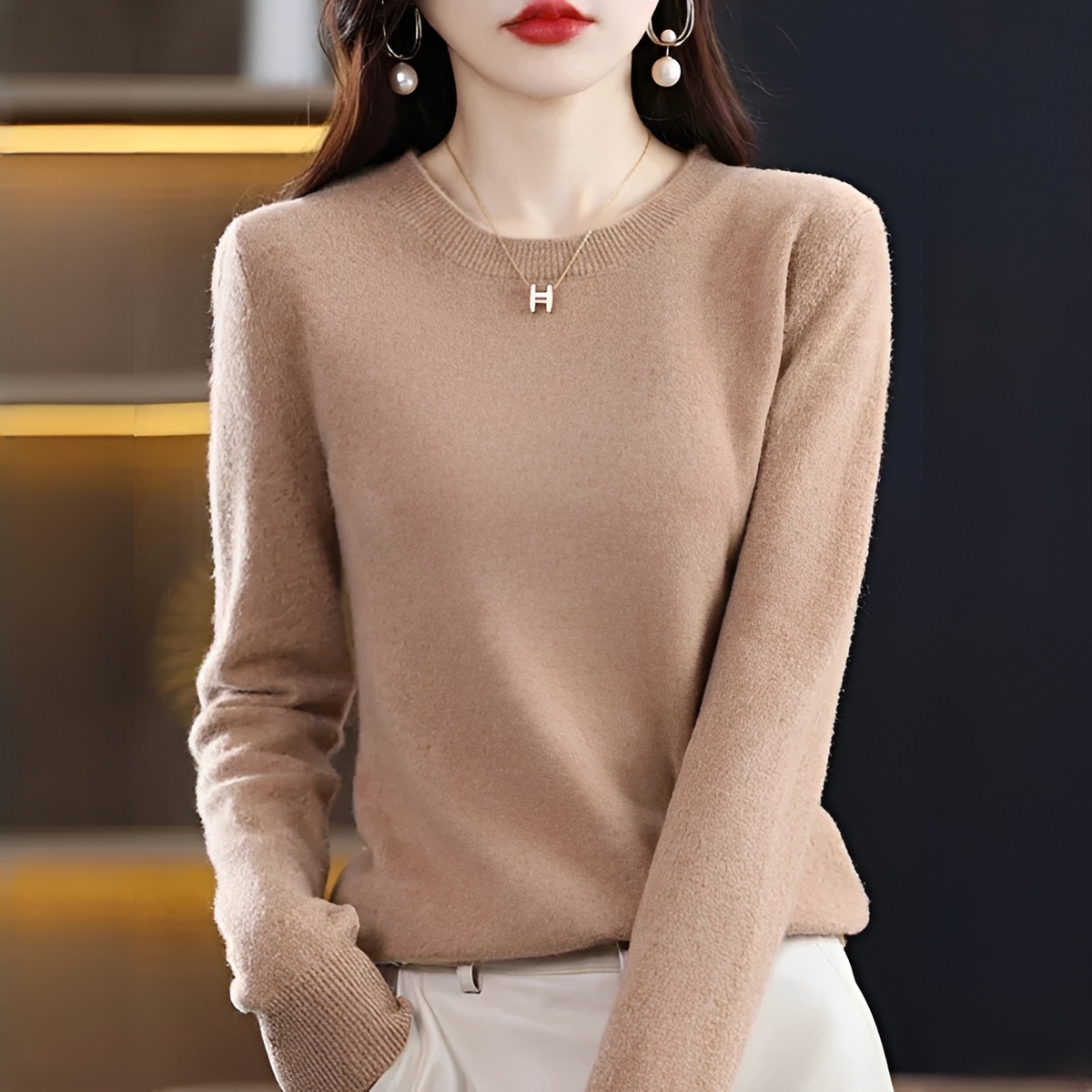 Shynna - Stylish and gentle round-neck sweater