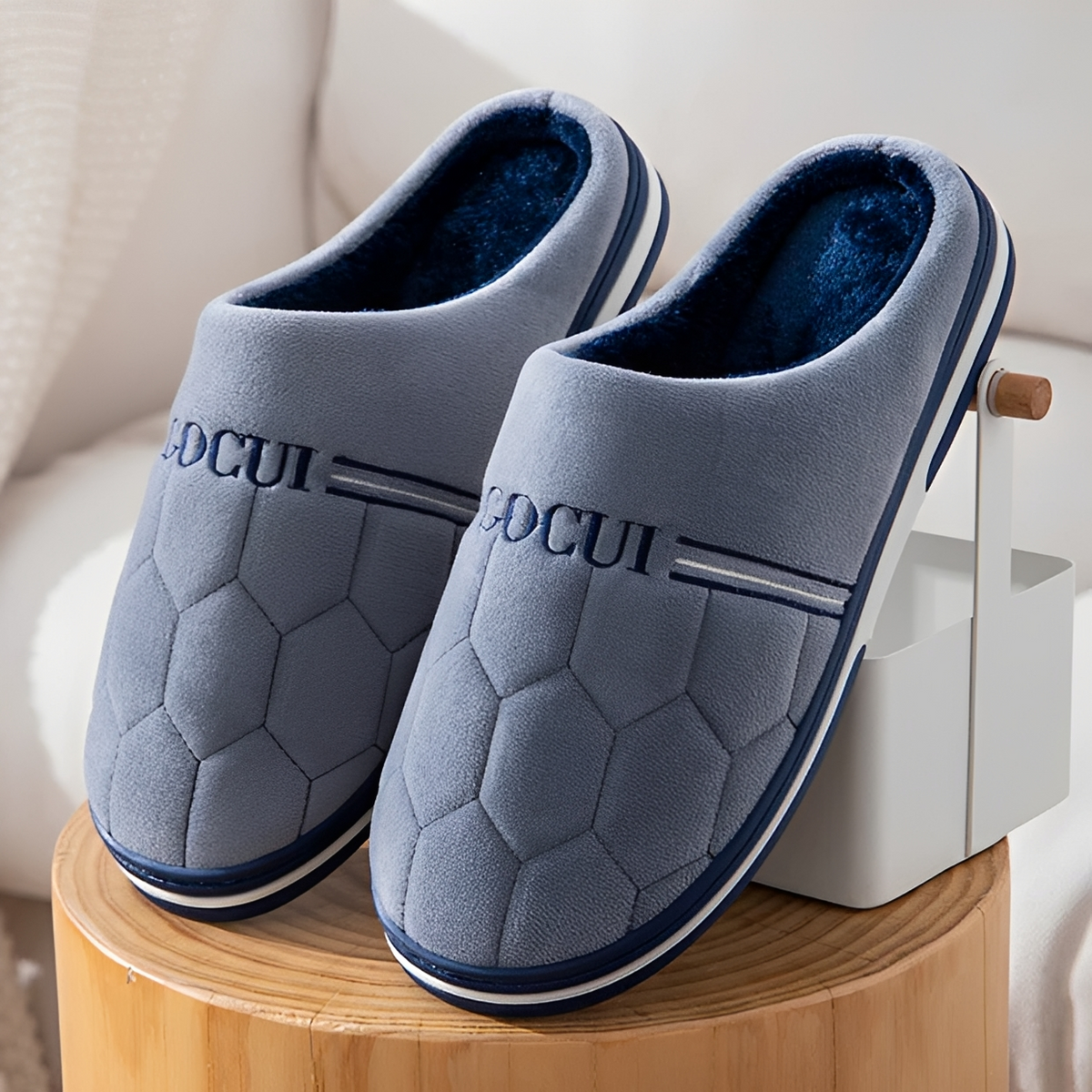 Jonas - Cozy and comfy slippers
