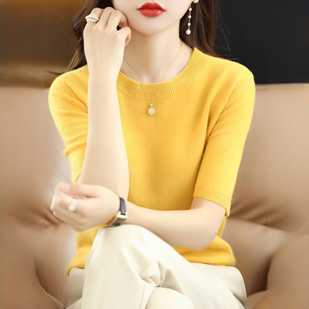 Blandine - Elegant and smooth T-shirt