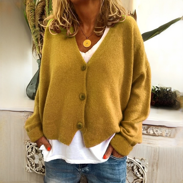 Deena - Cozy and gentle sweater