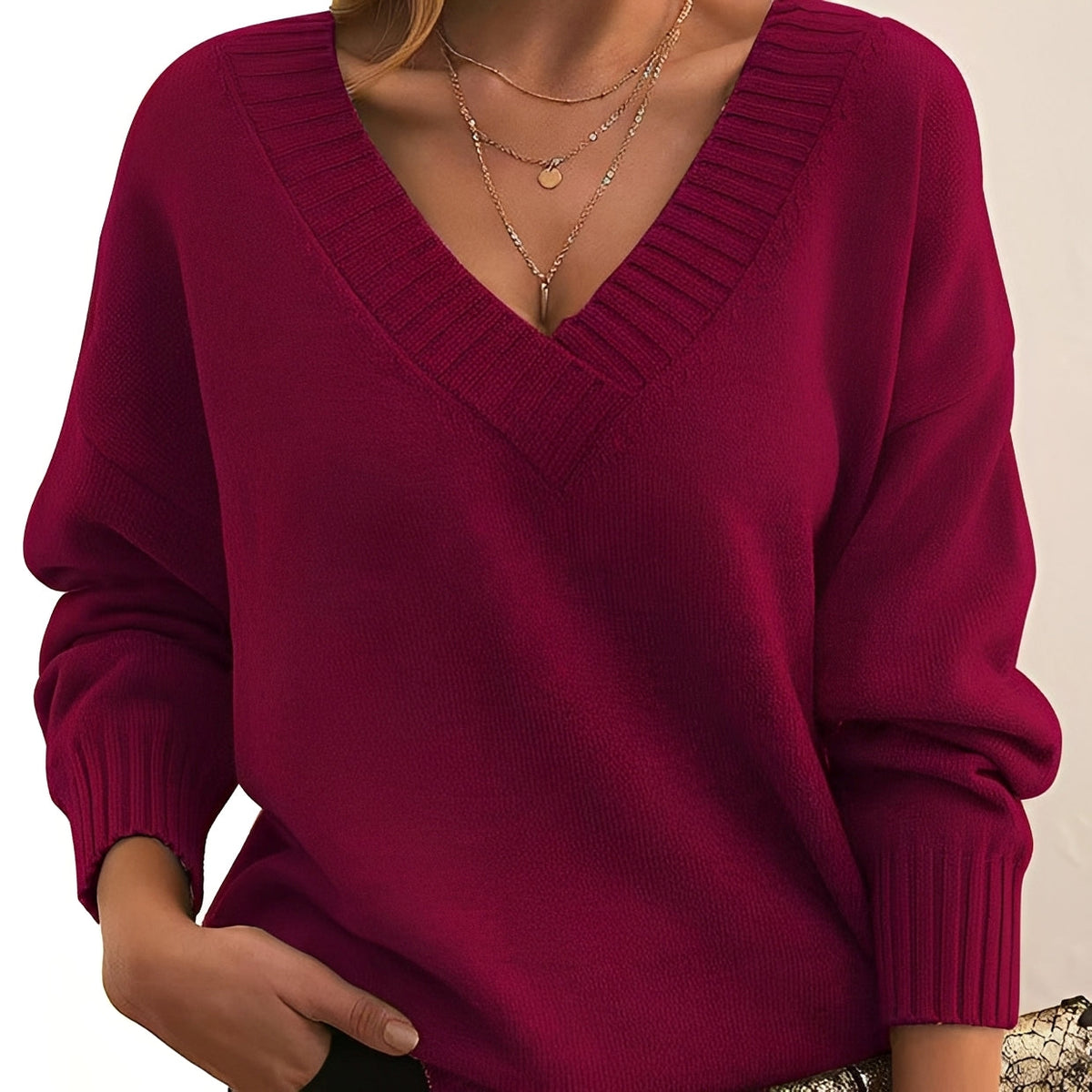 Mollie - Cozy and stylish sweater with V-neck