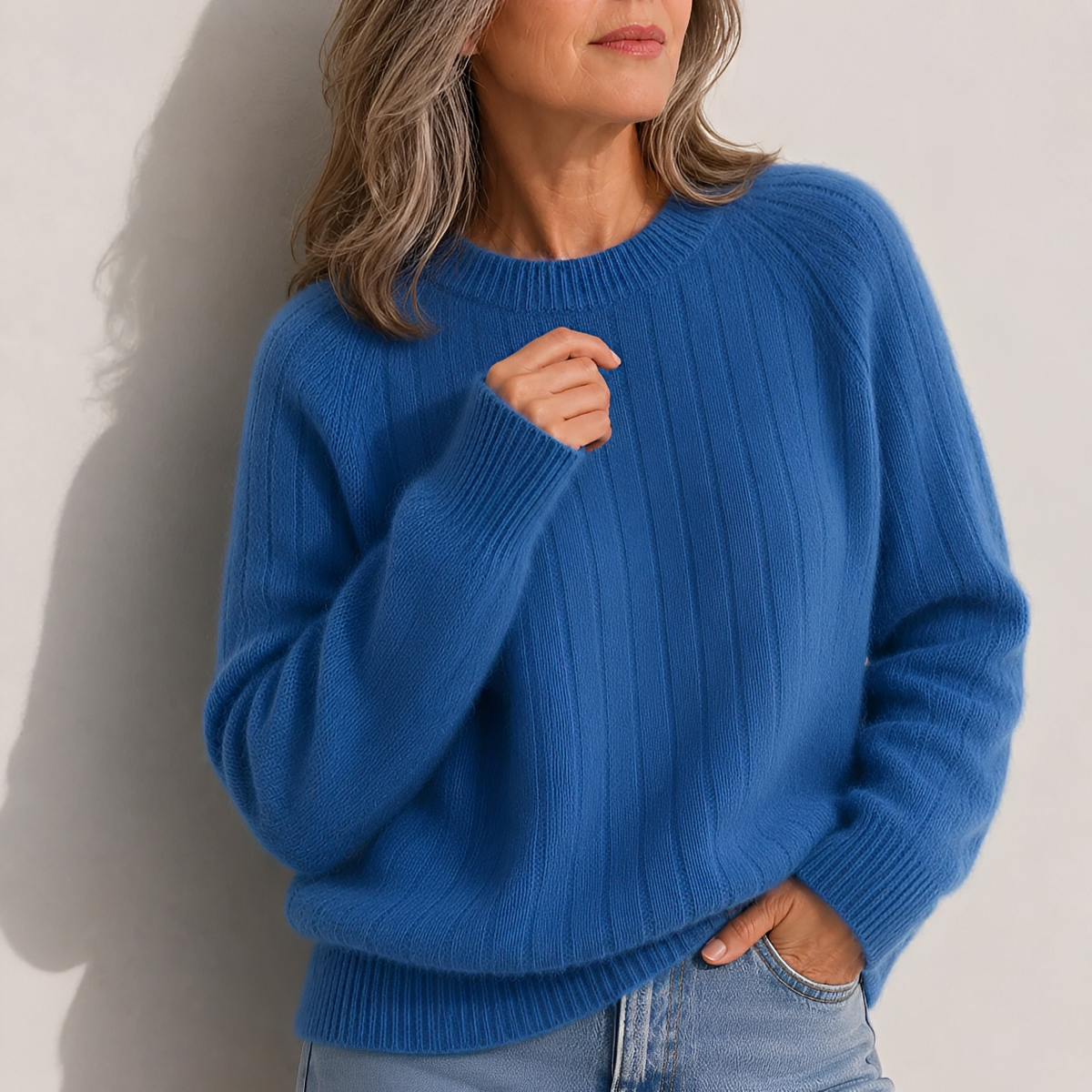 Conie - Stylish and cozy sweater