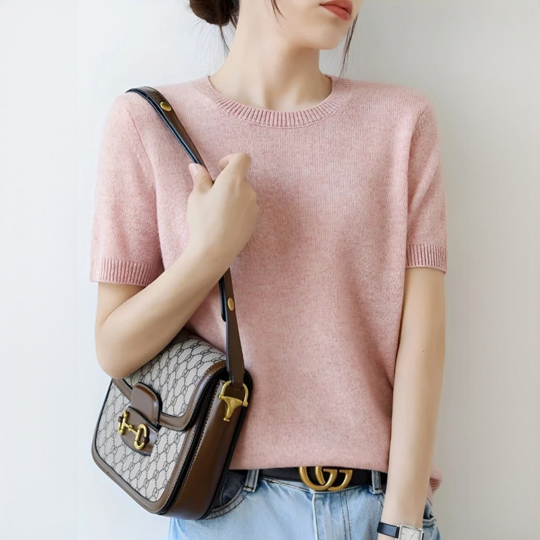Blandine - Elegant and smooth T-shirt