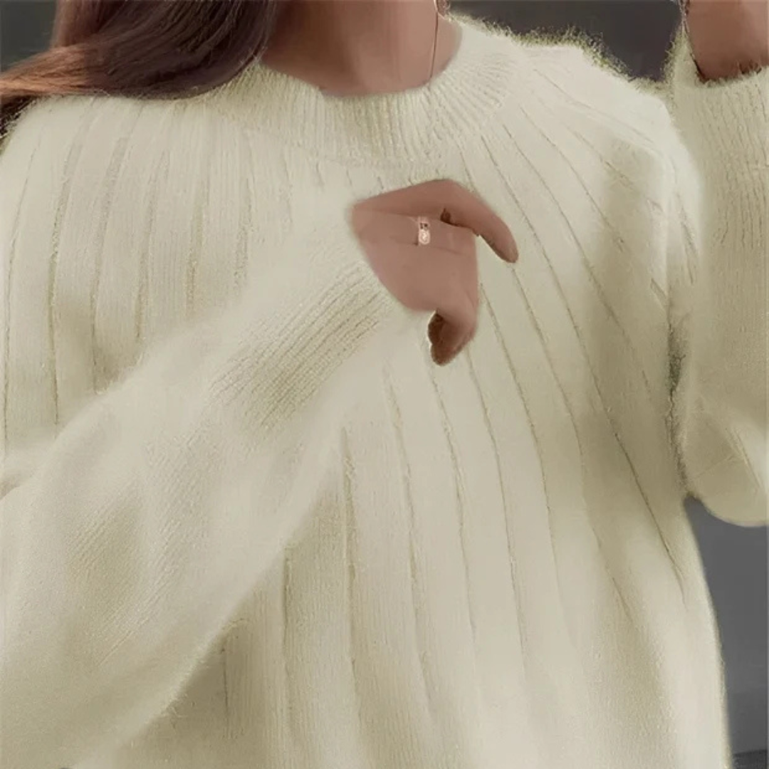 Kylenne - Cozy and comfy sweater