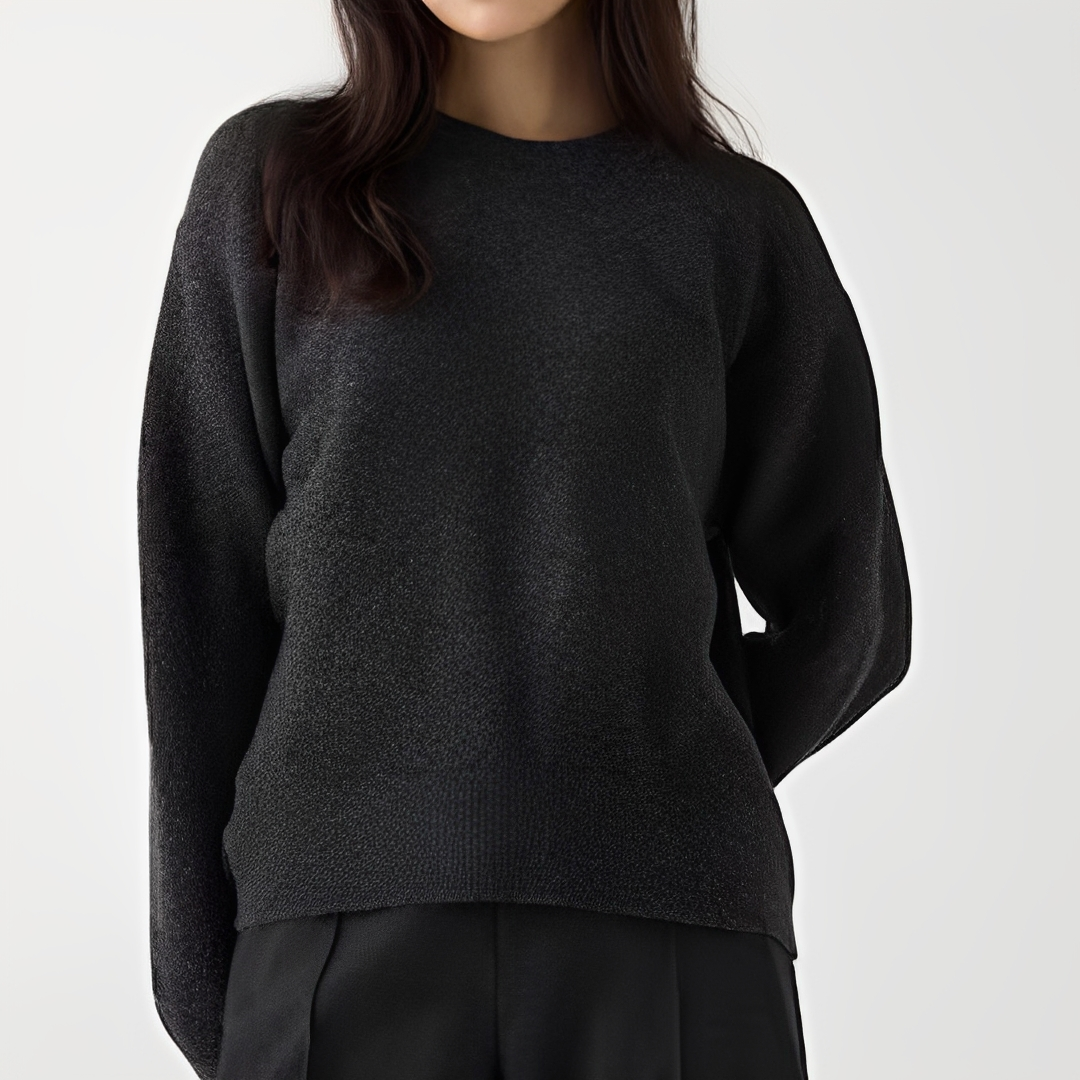Clariza - Comfortable and snug crew neck sweater