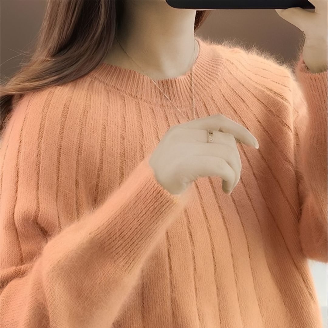 Naomi - Cozy and gentle sweater