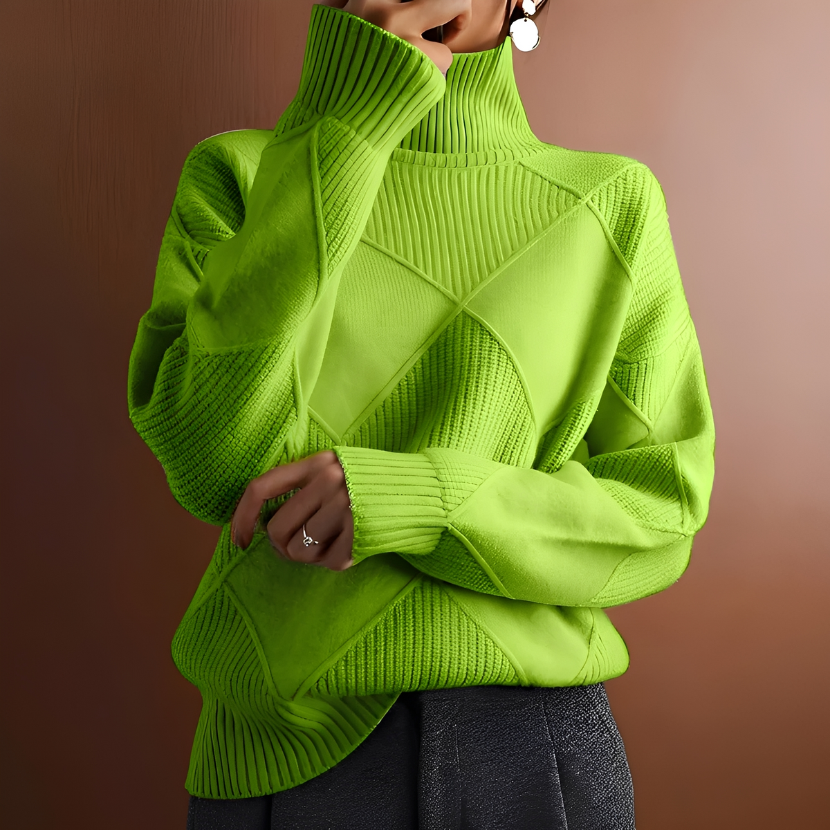 Morgan - Cozy sweater with high collar