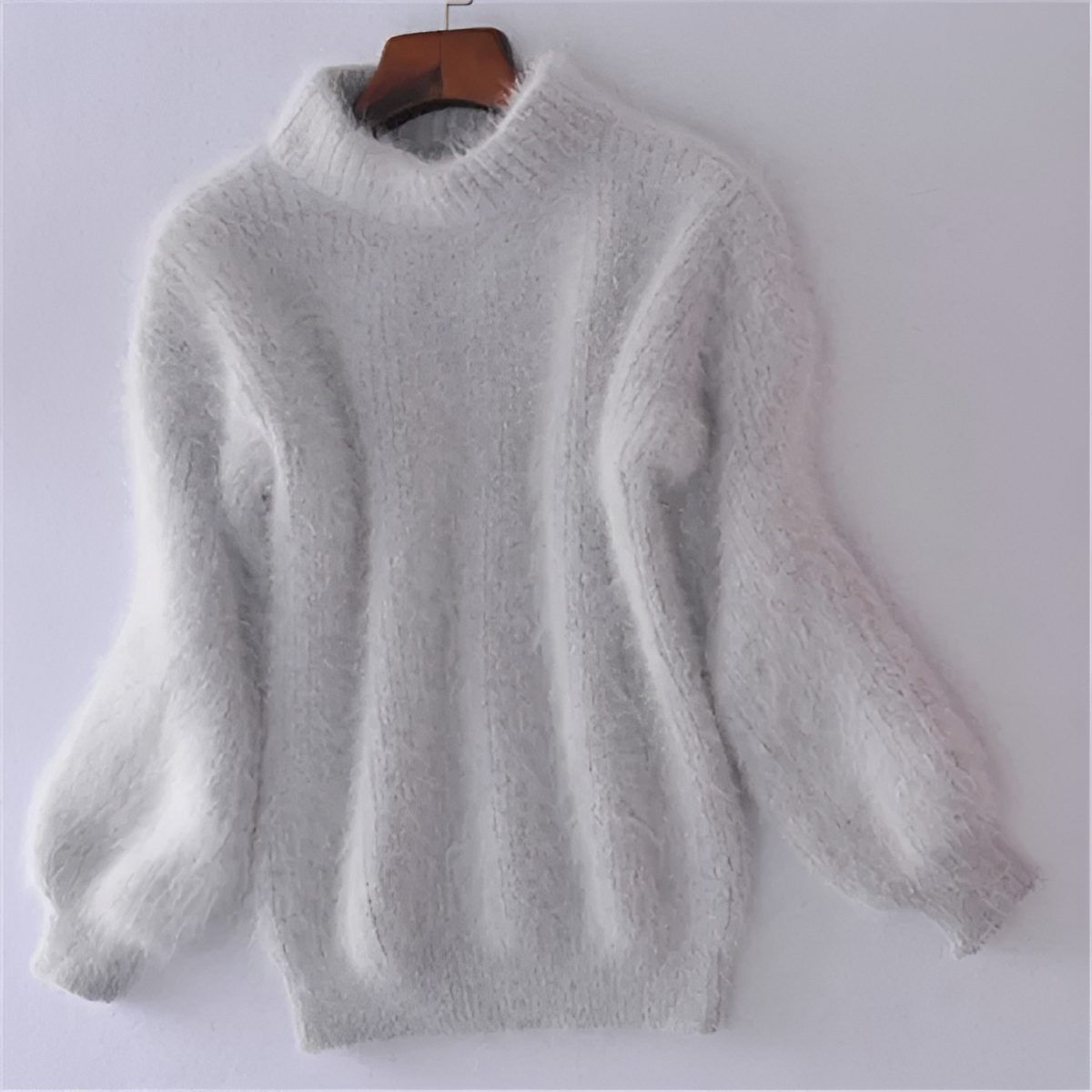 Benetta - Cozy and warm sweater