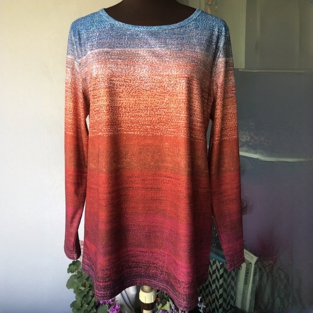 Blouse Women Long-Sleeve Round Neck Pullover Relaxed Fit Curved Hem