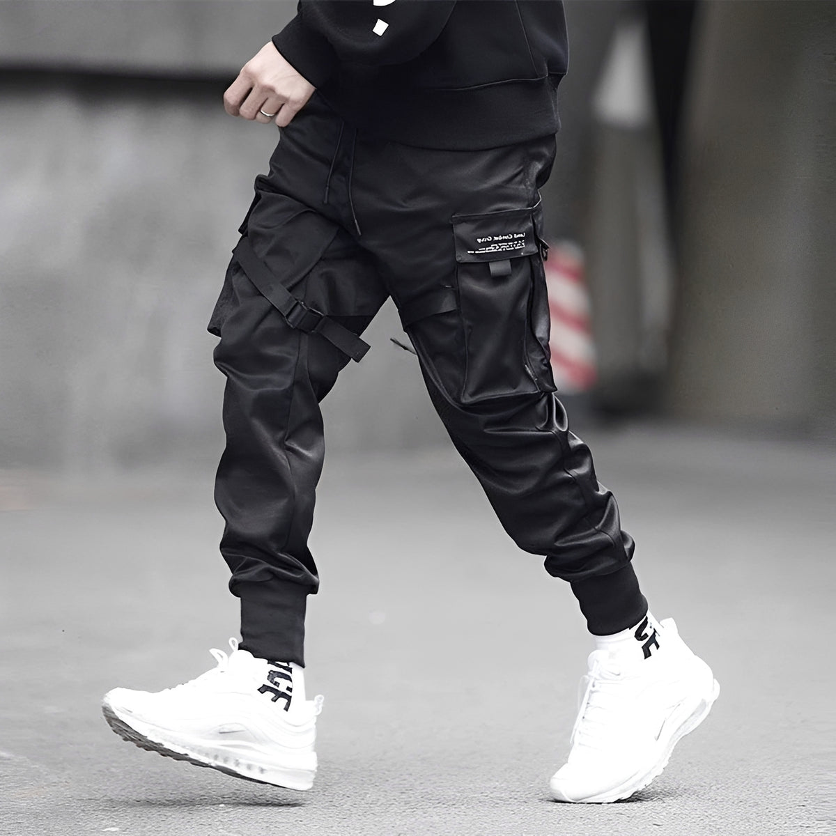 Cargo Pants Men Techwear Tactical with Adjustable Straps and Multi-Pockets