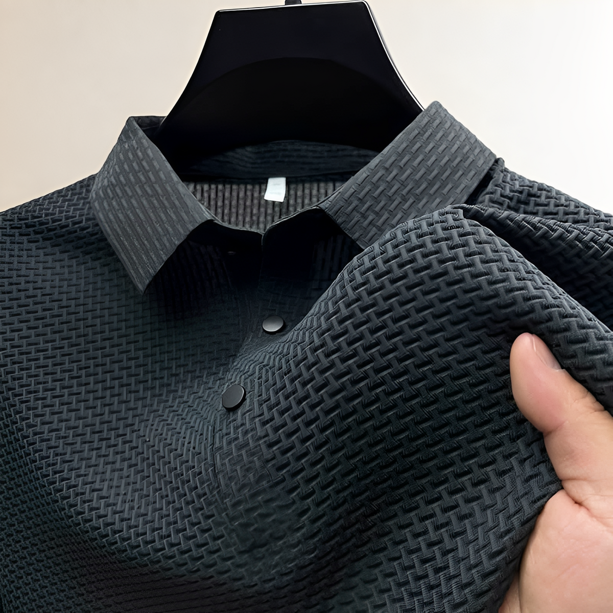 Men's Short-Sleeve Polo Shirt Textured Basket-Weave Pattern, Spread Collar, Snap Placket, Classic Fit