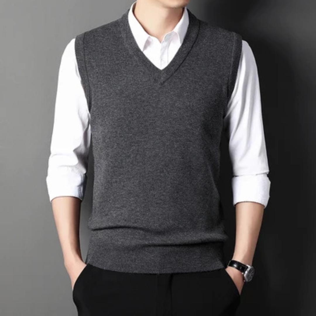 Men's V-neck Sweater Vest, Sleeveless Solid Layering