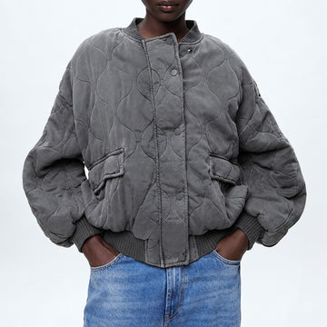 Quilted Jacket for Women - Oversized Fit with Snap Closure and Pockets