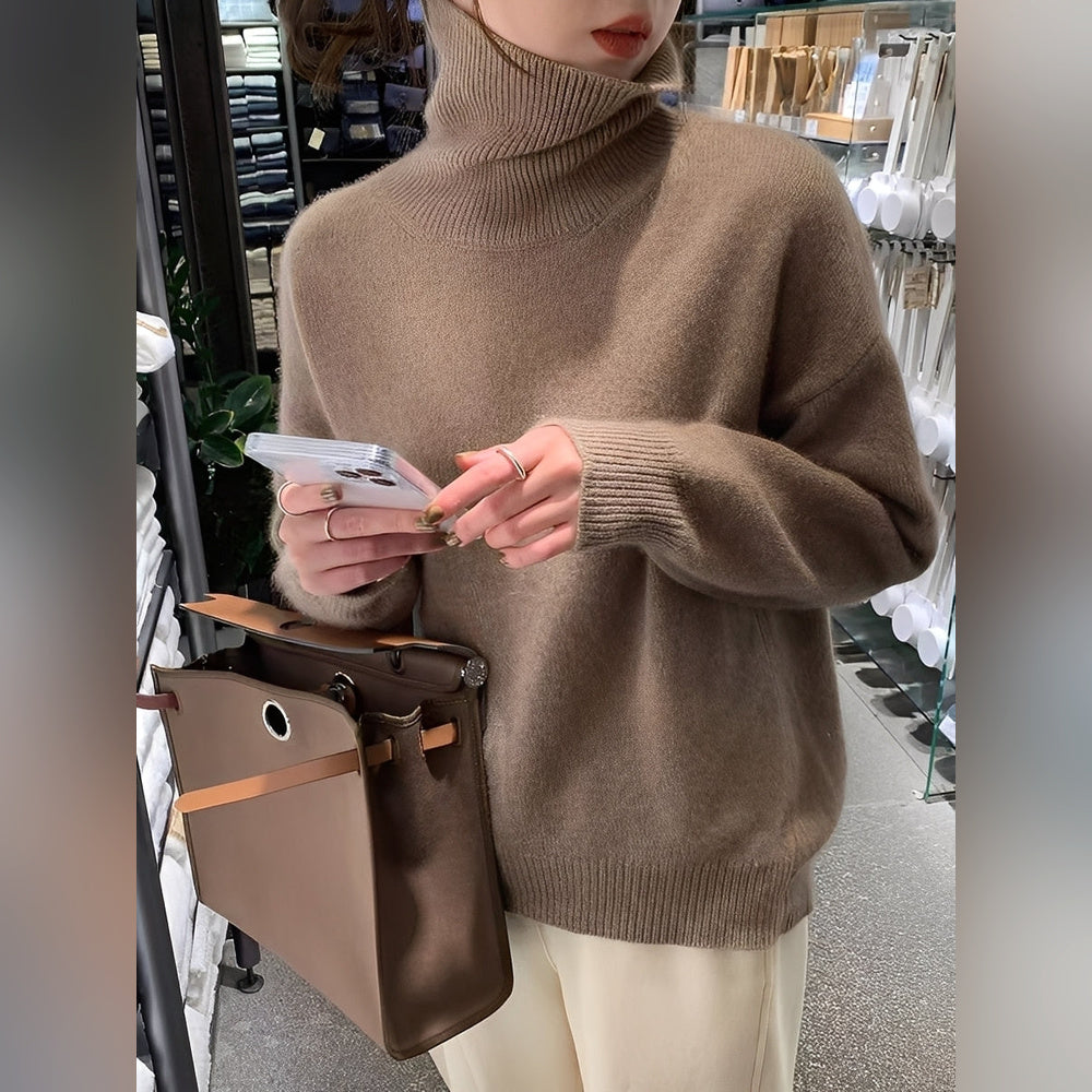 Yvette – Sweater Featuring a High Collar for Women