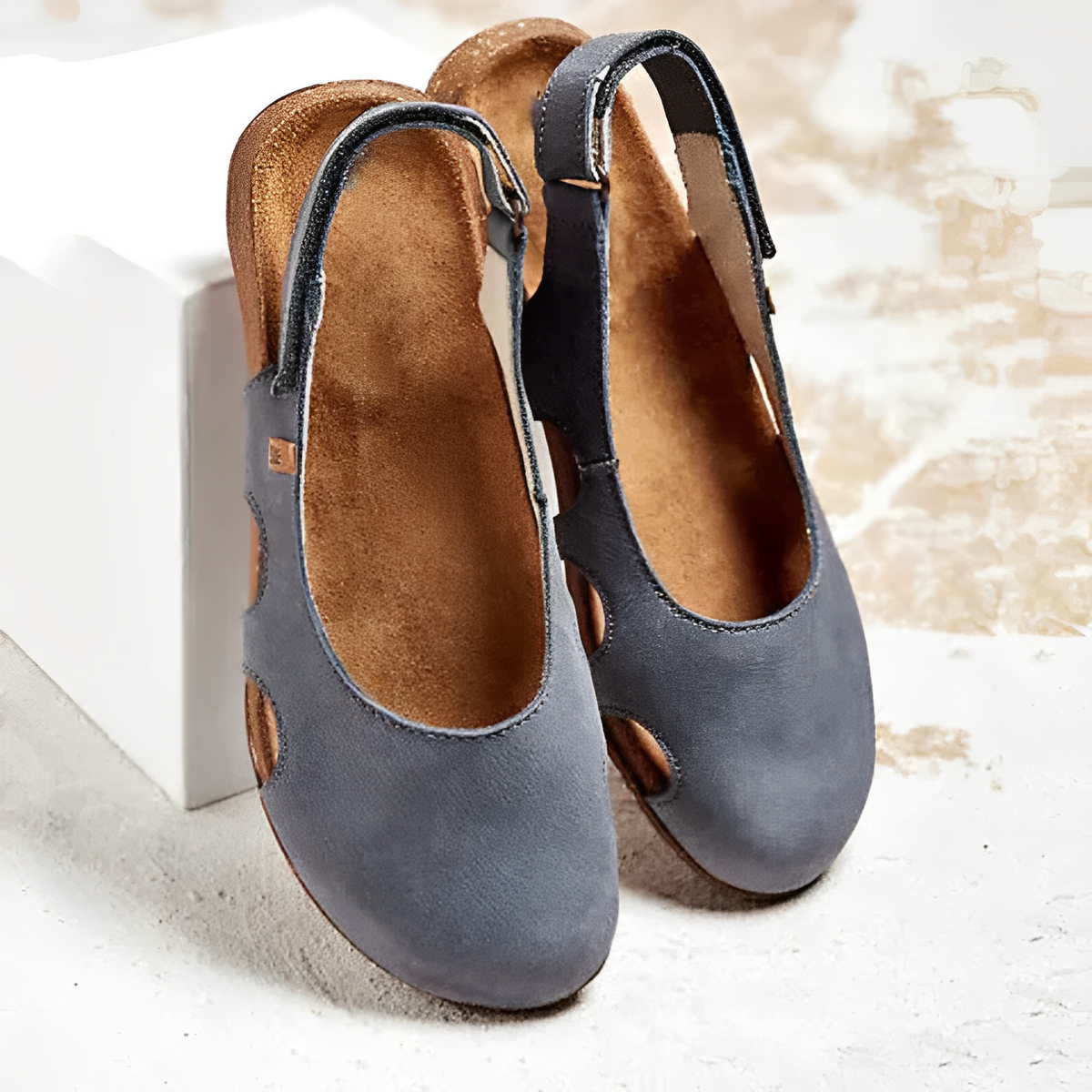 Romy – Women’s Sandals with Closed Toes