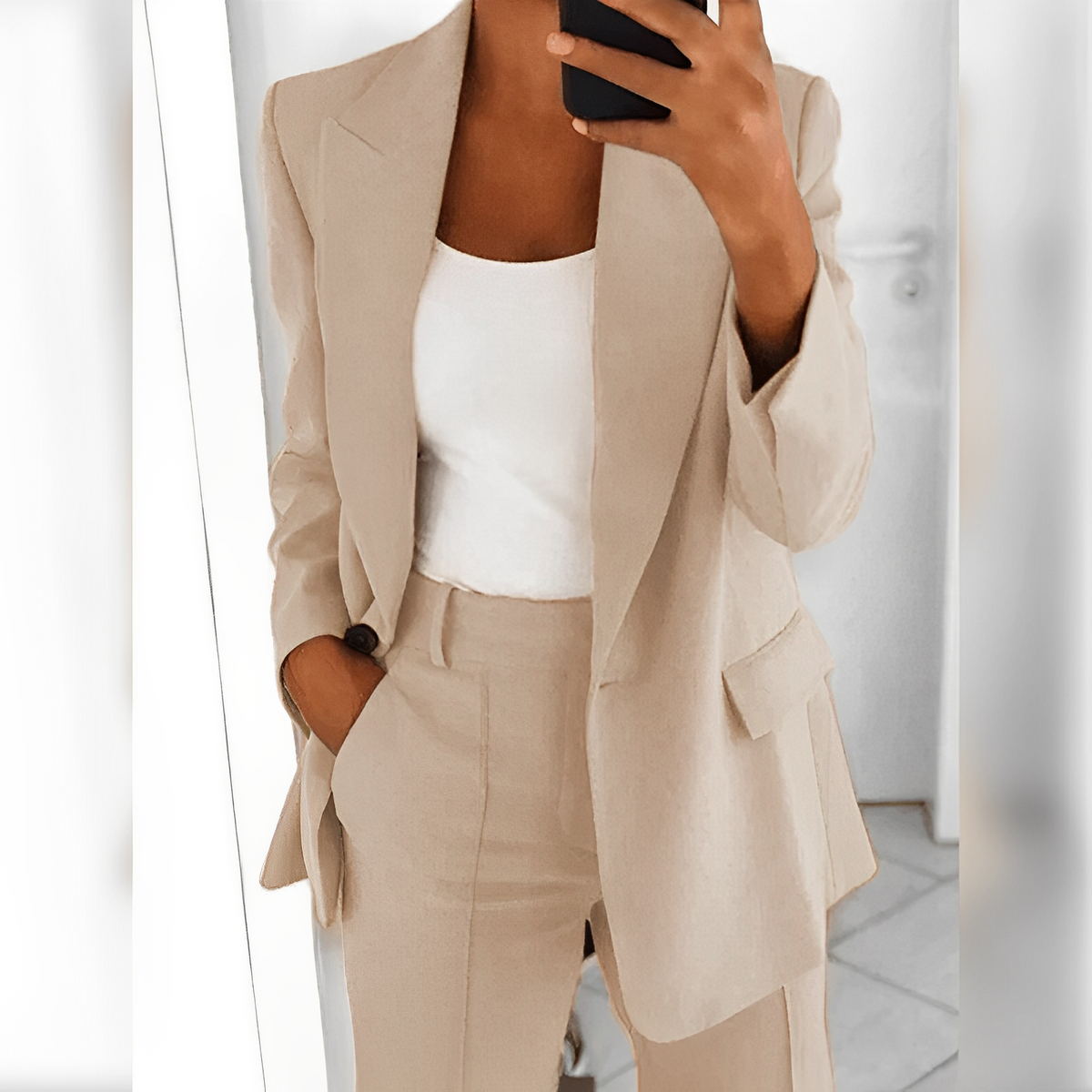 Mara – Chic Women's Suit